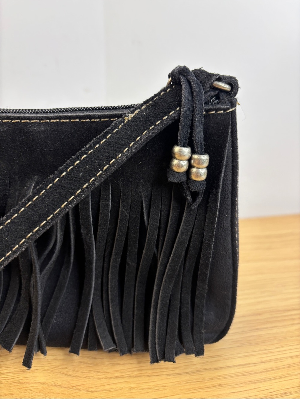Vintage Nine West Black Suede Fringe Baguette Bag - Picture 2 of 15